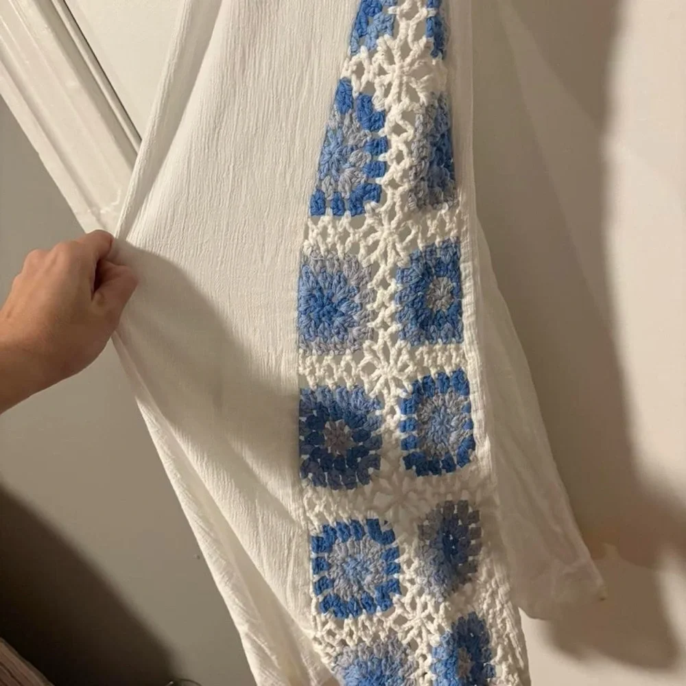 NWOT beachy gauze white flowy pants with blue crotchet med so cute - Picture 3 of 7